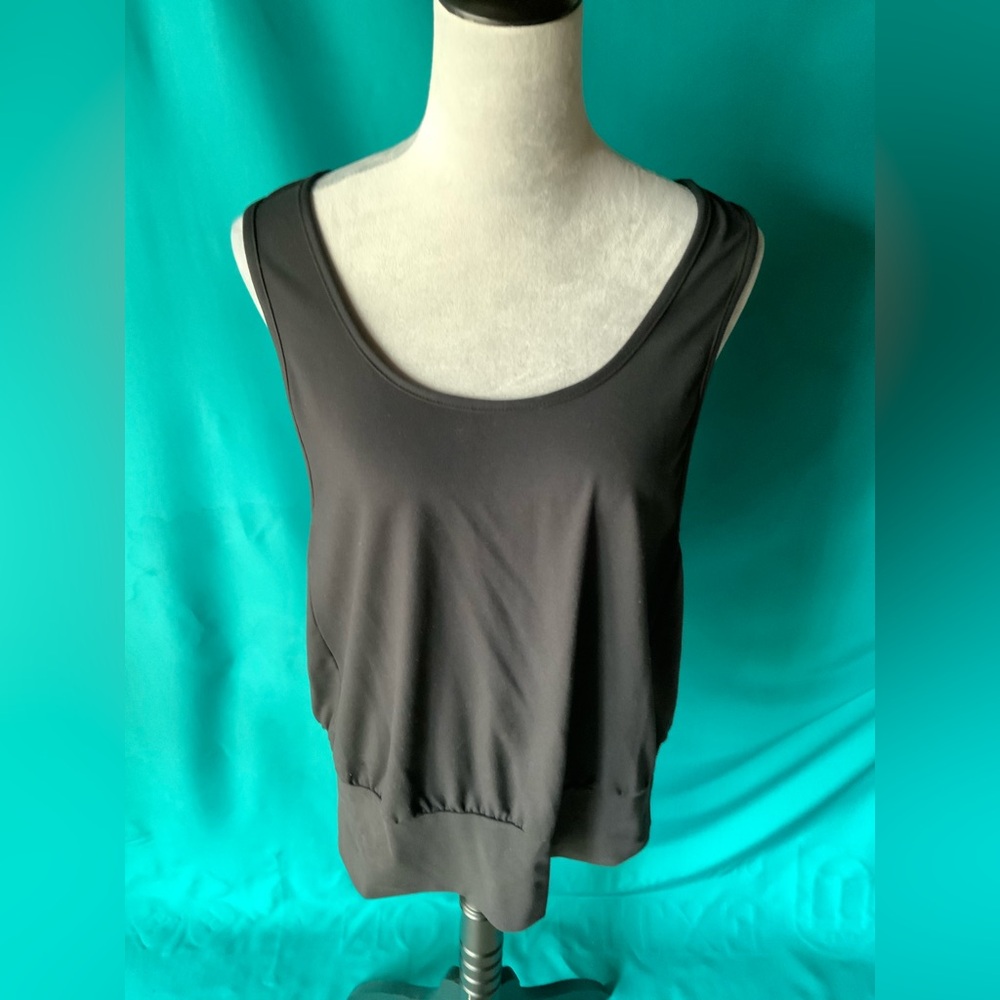 Chic Black Sleeveless Fitness/Workout Tank Top, women’s size L, EUC